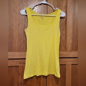 Old Navy Bright Lemon Yellow Ribbed Tank Top. Size Large